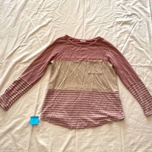 Long sleeve stretch top